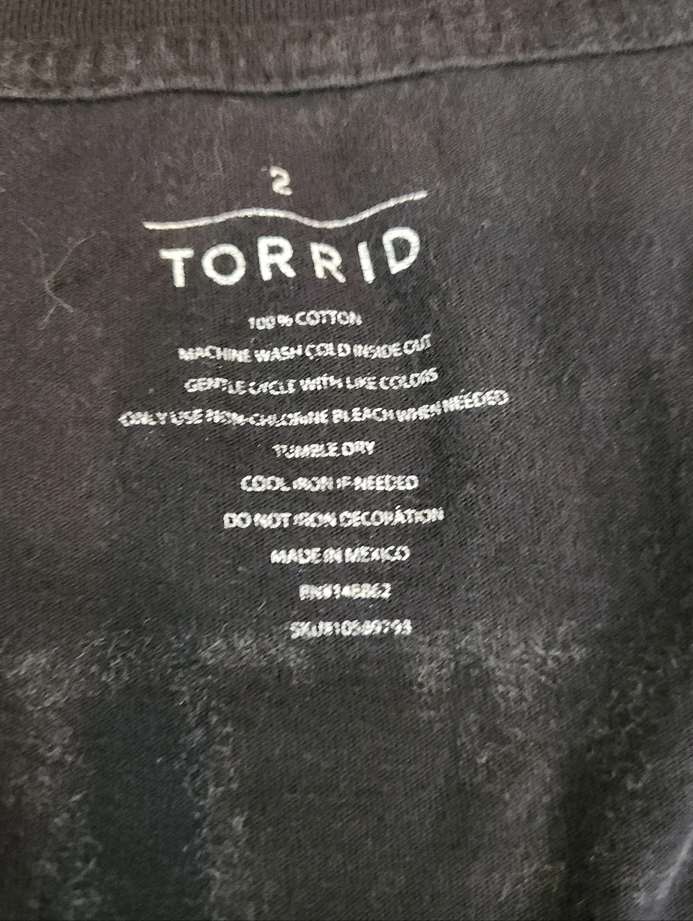 Torrid 100% Cotton Vneck Motorcycle Club Fitted Graphic Tshirr - Picture 2 of 5